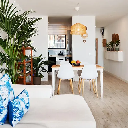 Coastal With Terrace, Sea Views And Heated Pools Apartamento San Miguel de Abona